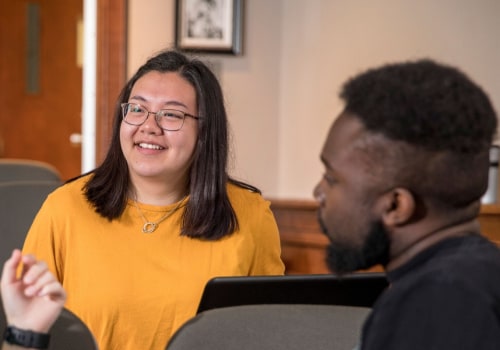 Maximizing Your Academic Potential: A Comprehensive Look at In-Person and Online Tutoring Options